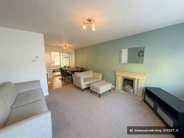 House for rent in Heathfield Farm, Wilmslow