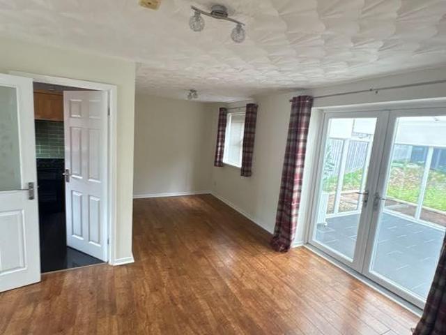 House for rent in Sirhowy, Wales