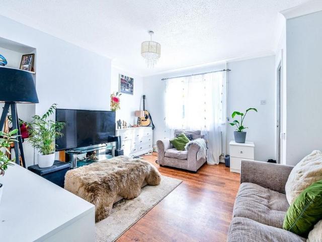 House for rent in Westborough, Guildford