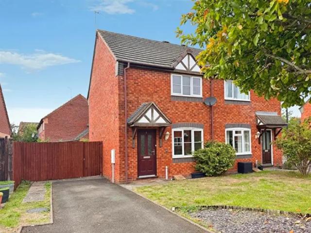 Apartment for rent in Whitnash, Green Close