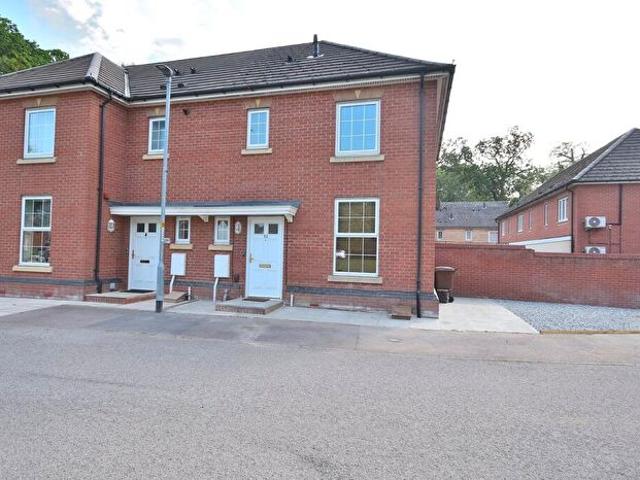 Apartment for rent in Upton, Duston