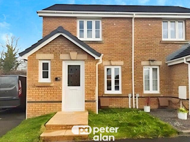 Apartment for rent in Llanharry, Brynsadler