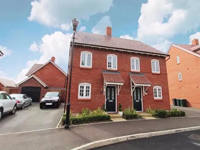 Apartment for rent in Bedford