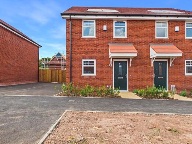 Apartment for rent in Keresley Green, Keresley