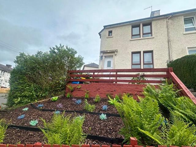 Apartment for rent in Halfway, Cambuslang