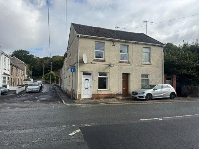 Apartment for rent in Pembrey and Burry Port Town, Wales