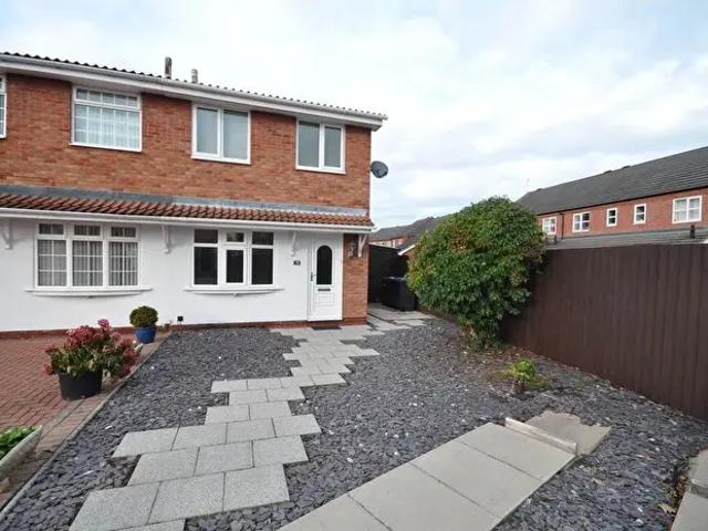Apartment for rent in Eton Park, East Staffordshire
