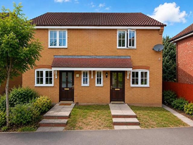 Apartment for rent in Whitehouse, Milton Keynes