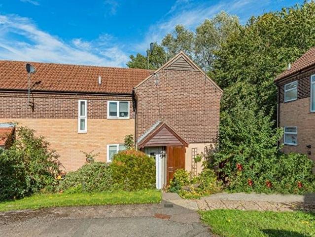 Apartment for rent in Hanwell Fields, Evershot