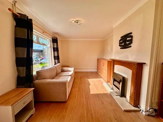 Apartment for rent in Upper Killay