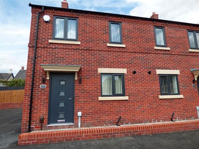 Apartment for rent in Caldermill, East Midlands