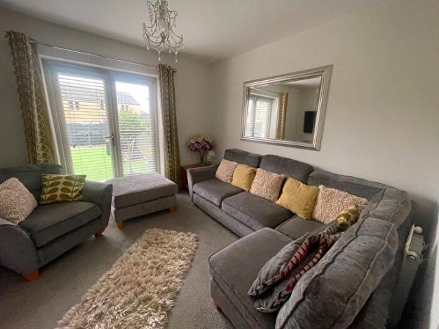 Apartment for rent in Coedffranc, Wales