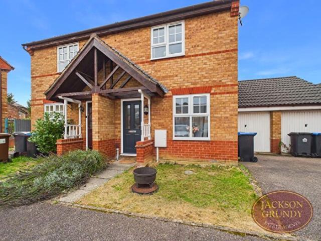 Apartment for rent in Blacky More, Wootton