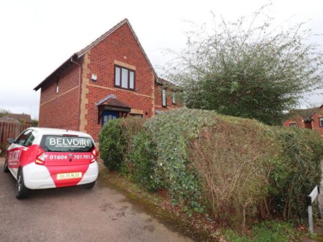 Apartment for rent in East Hunsbury, Far Cotton
