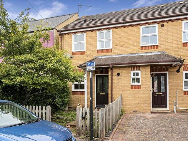 Apartment for rent in Robin Hood, The Slade