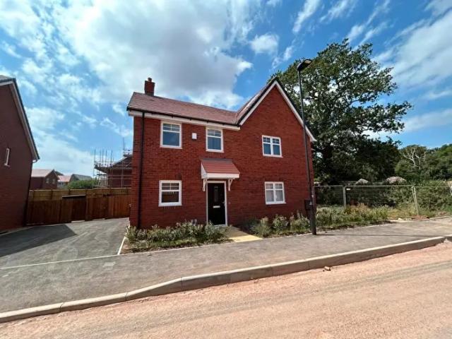 Apartment for rent in Keresley Green, Keresley