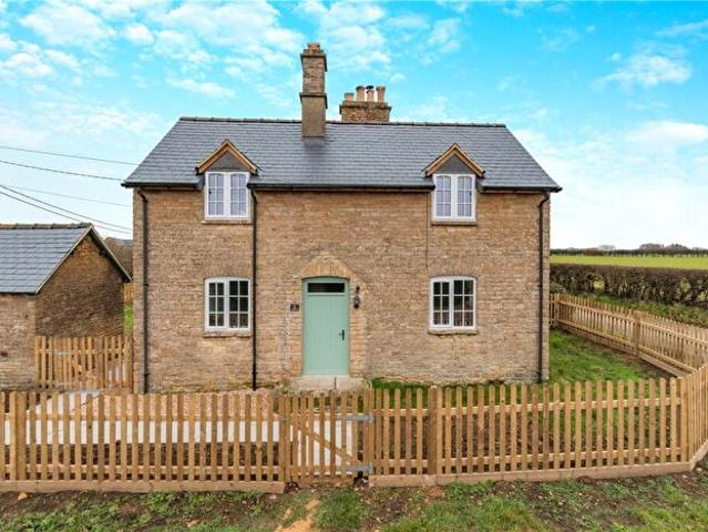 Apartment for rent in Black Bourton, Oxfordshire
