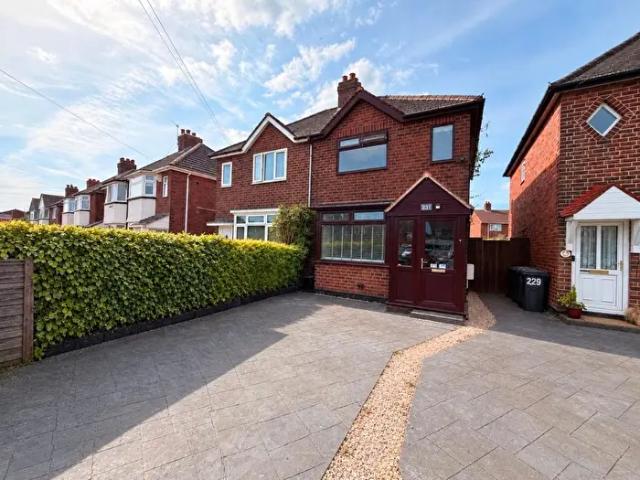 Apartment for rent in Shard End, West Midlands
