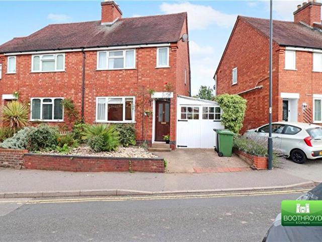 Apartment for rent in Green Close, Warwickshire