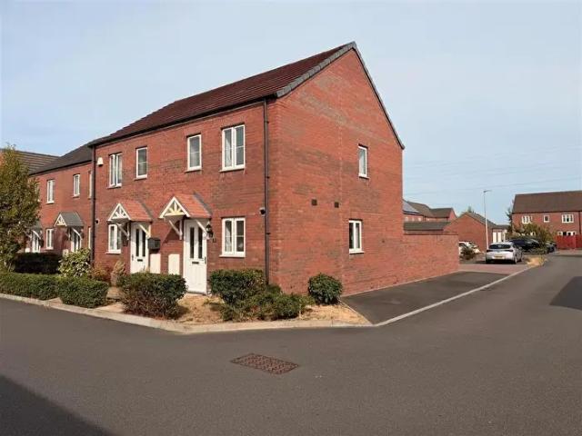 Apartment for rent in Sandy, Llanelli