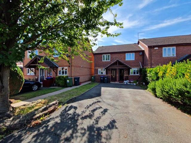 Apartment for rent in Sydenham, Green Close