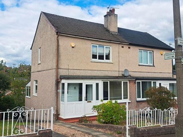 Apartment for rent in Shawmoss, Pollokshields