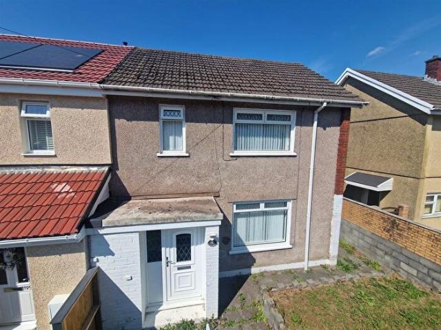 Apartment for rent in Llansamlet, Wales