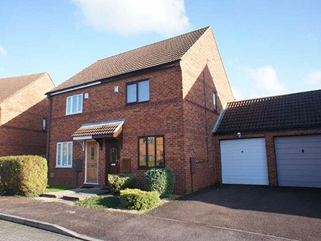 Apartment for rent in Fenny Stratford, Milton Keynes