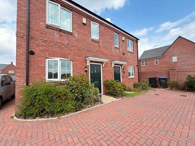 Apartment for rent in Houlton, New Bilton