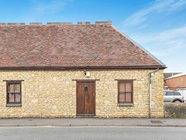Apartment for rent in Evershot, Oxfordshire