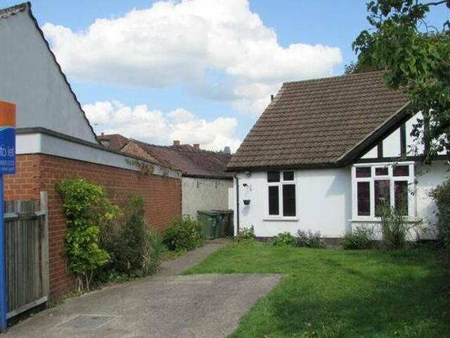 House for rent in Surrey