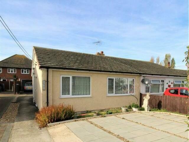House for rent in Lyons, Greater London