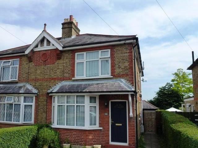 House for rent in Surrey
