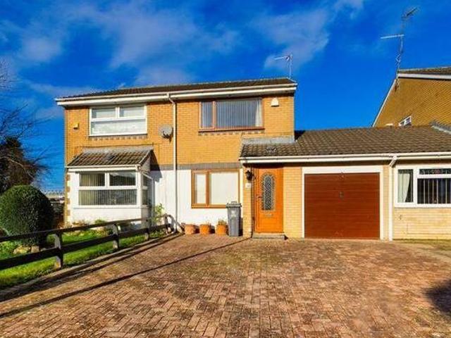 House for rent in Lyons, Greater London