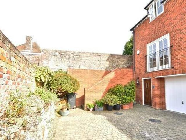 House for rent in East Sussex