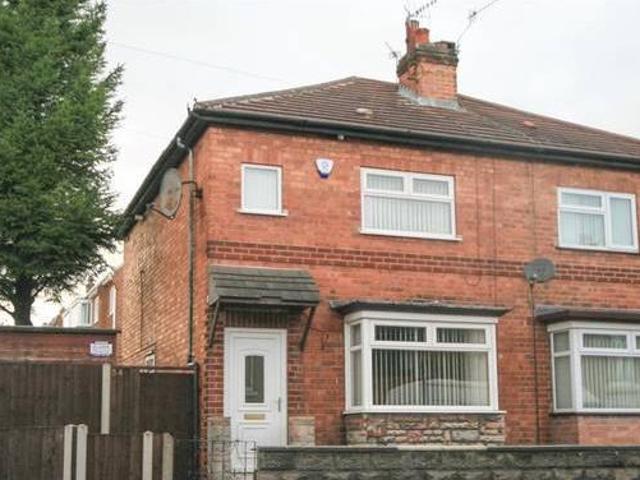 House for sale in Froggatt, East Midlands