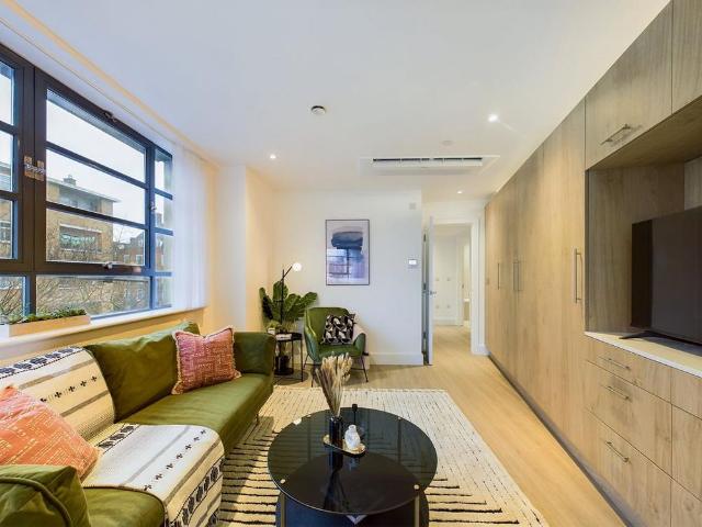 Apartment for rent in St. John's Wood, Greater London