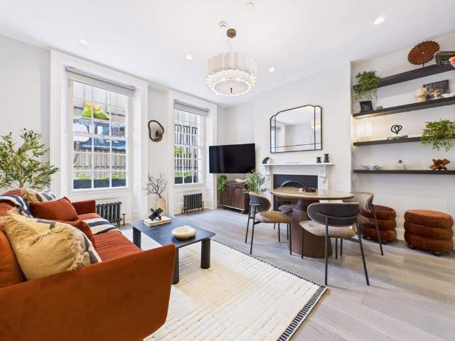 Apartment for rent in Soho, Greater London