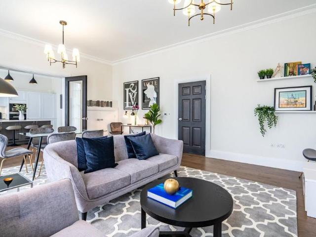 Apartment for rent in St Clement Danes, Greater London