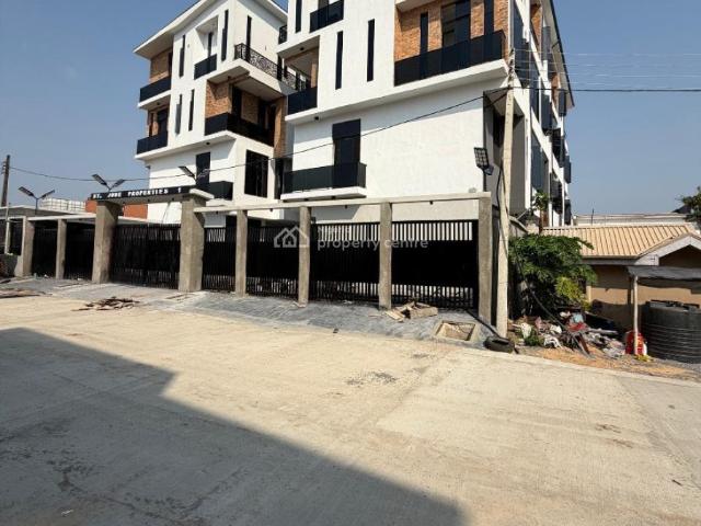 Flat for sale in Eti Osa, Lagos