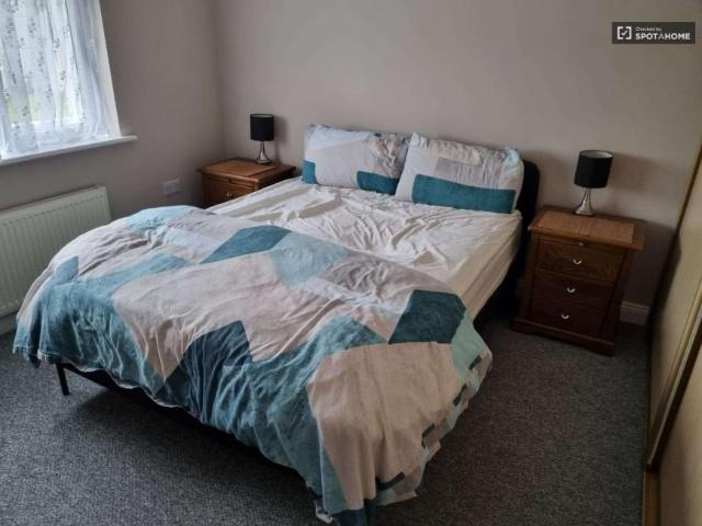 Property to rent in Bluebell, North Tipperary