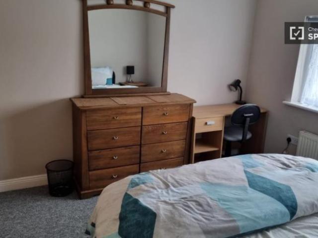 Property to rent in Bluebell, North Tipperary
