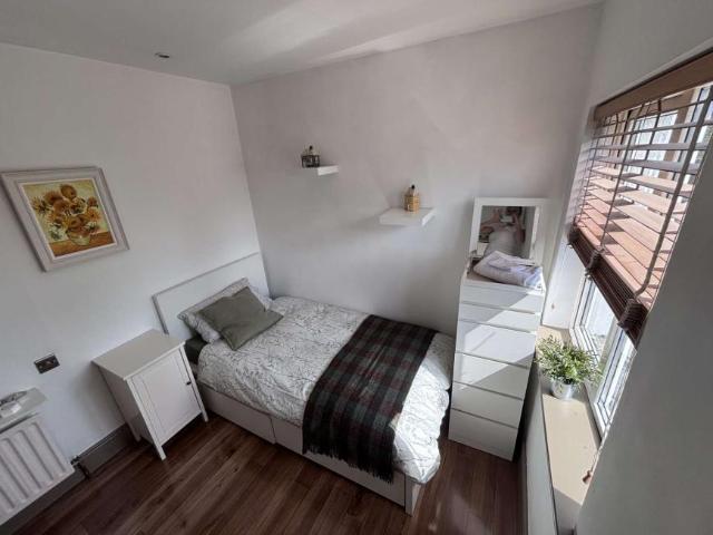 Property to rent in Bluebell, North Tipperary