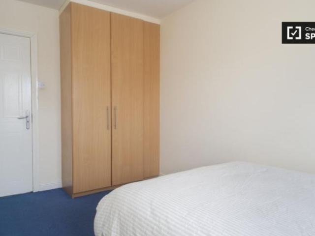 Property to rent in Bluebell, North Tipperary