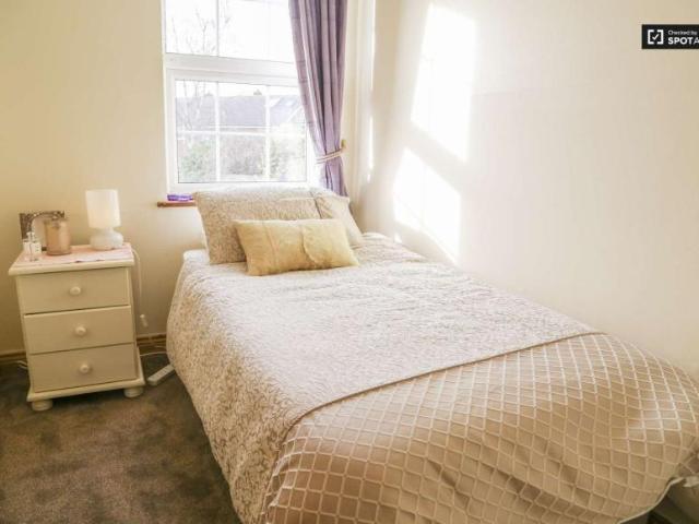 Property to rent in Bluebell, North Tipperary