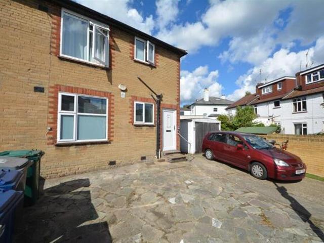 Room for sale in Finchley, Greater London