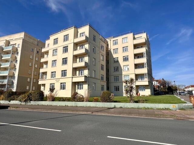 Room for sale in Old Town, Heathlands
