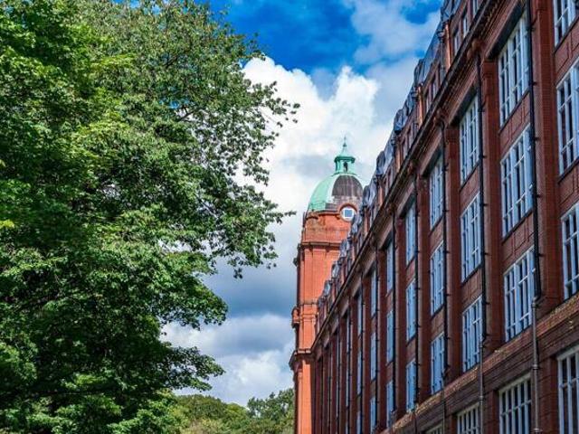 Room for sale in Lee Bank, Isle Of Man