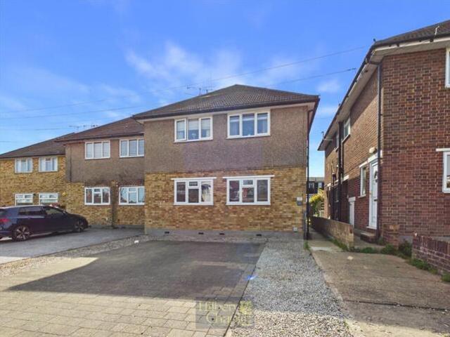 Room for sale in Navestock Side, Essex