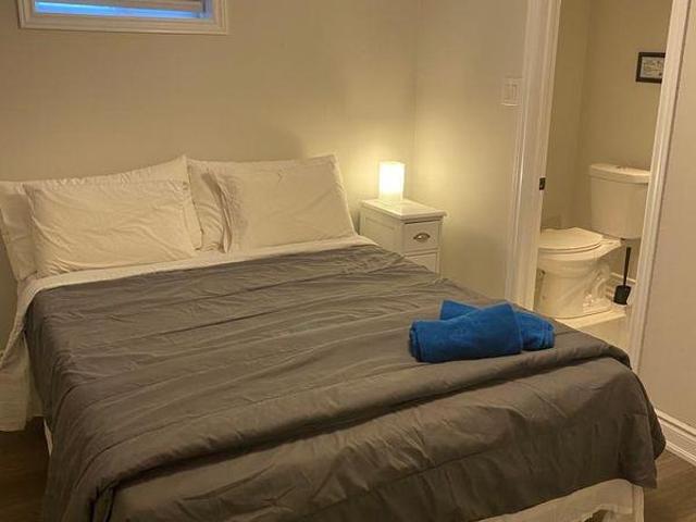 Room for rent in Burlington